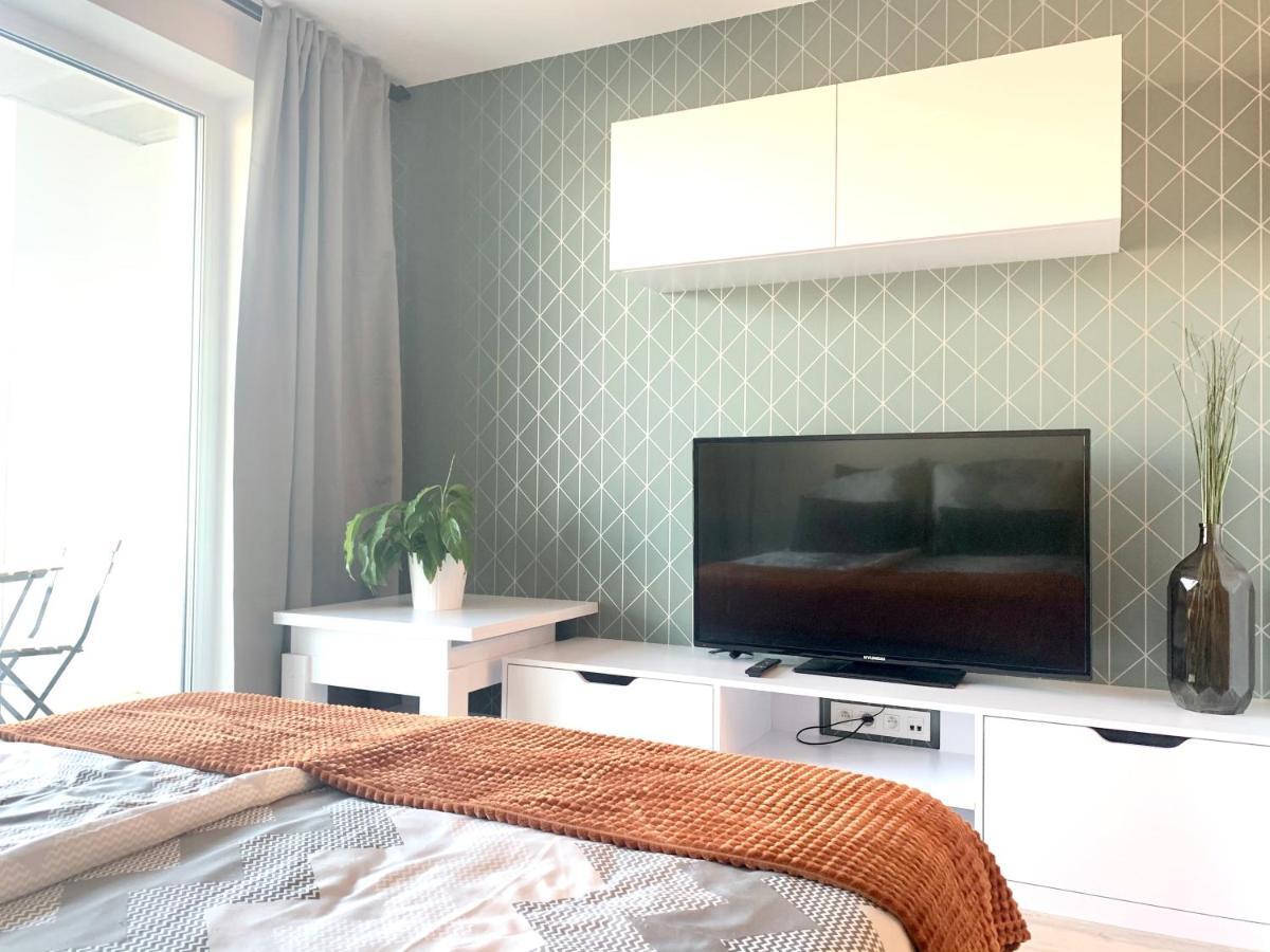 Apartmán Luxury, Bright With Parking And Balcony In Center